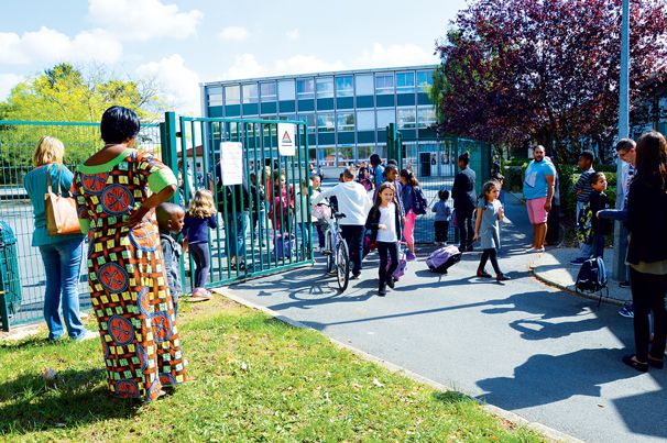 p 25groupe scolaire Paul Langevin